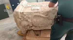 El Seprona recupera un pilar de una fuente del siglo XVII robado en Lucena (Córdoba)