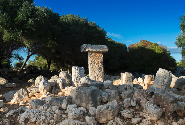 el yacimiento arqueológico de Sant Lluís 