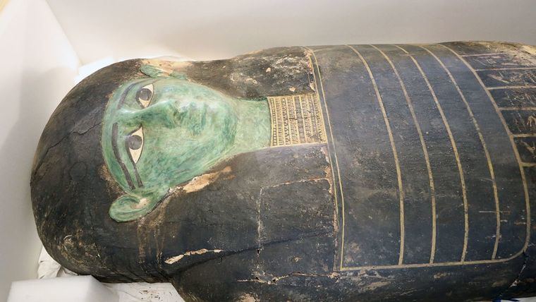 EL Sarcofago Verde , se remonta al Egipto Antiguo (del 664 a. C.  al 332 a. C.)
