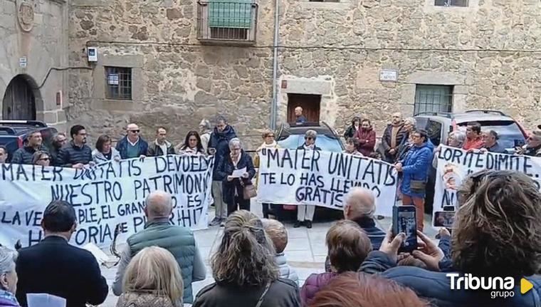los vecinos exigen la devolución de las obras sacras a su lugar de origen