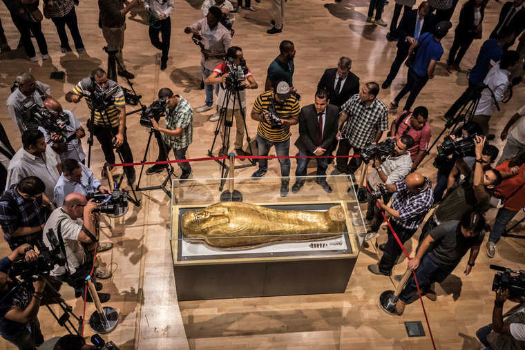 El sarcófago del sacerdote Nedjemankh fue vendido al MET por 4M $ en 2017 y devuelto en 2019