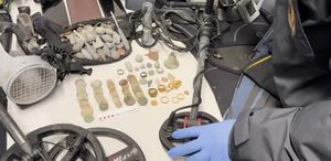 Con las piezas se intervinieron los inevitables detectores de metales