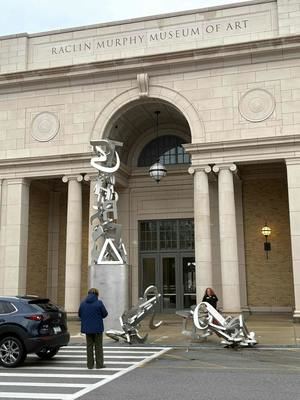 Continua el misterio en el derrumbe de una escultura de Plensa en la Universidad de Notre Dame de Indiana.