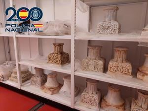 Policía Nacional interviene 71 piezas arqueológicas procedentes de expolio en una galería de Barcelona