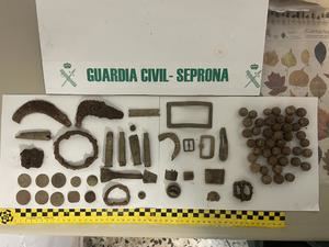 La Guardia Civil incauta objetos arqueológicos y detectores de metales en el Valle de Baztán (Navarra)