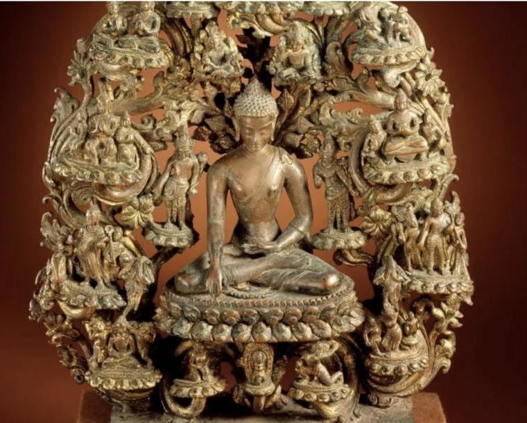 Buda Shakyamuni,(siglo XII). Una de las miles de piezas del LACMA puestas en duda 