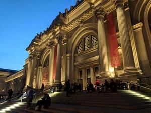 El Museo Metropolitano contrata a un veterano de Sotheby's para dirigir su Equipo de Investigación de Procedencia