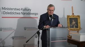 Polonia anuncia que recupera "casi" 700 obras de arte perdidas y robadas