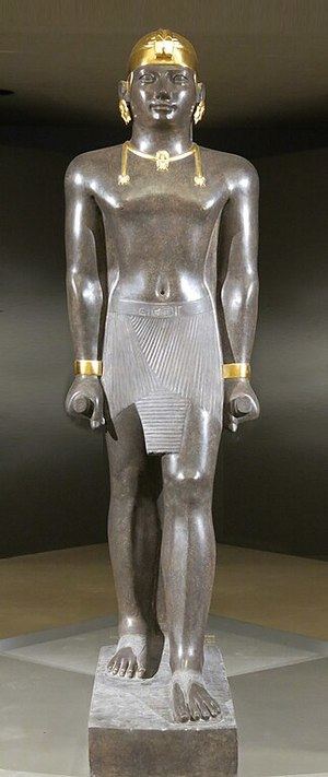 escultura del faraón Nefertumjura Taharqo 