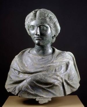Busto de Dama, (siglo I a.C) procedente de Boubon.