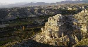 Se detectan una veintena de catas ilegales en el yacimiento El Castellón en Vélez Rubio (Almería)