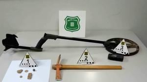 Denunciado en Argençola (Barcelona) una persona por utilizar sin autorización un detector de metales.