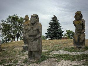 Las Babas son esculturas de origen cumano, anterior a las emigraciones eslavas