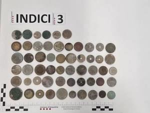 Dos arqueofurtivos detenidos por saquear un yacimiento submarino de Calafell (Tarragona).
