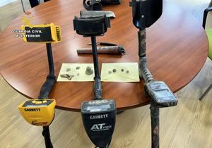 Tres denunciados en Navajún (La Rioja) por usar detectores de metales para buscar restos arqueológicos