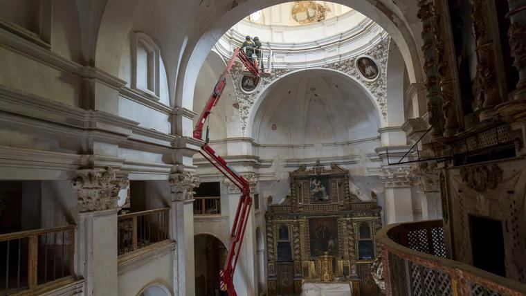 Otra bomba activa de la guerra Civil. Esta vez en la cúpula de la ermita de Salas (Huesca).