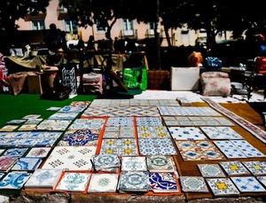 Los puestos venta del mercadillo de Ladra (Lisboa). ¿Se trasladarán a las páginas de venta por internet?. De hecho ya están...