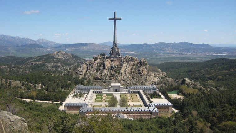 EL conjunto monumental de Valle de los Caídos, (actualmente Cuelgamuros)